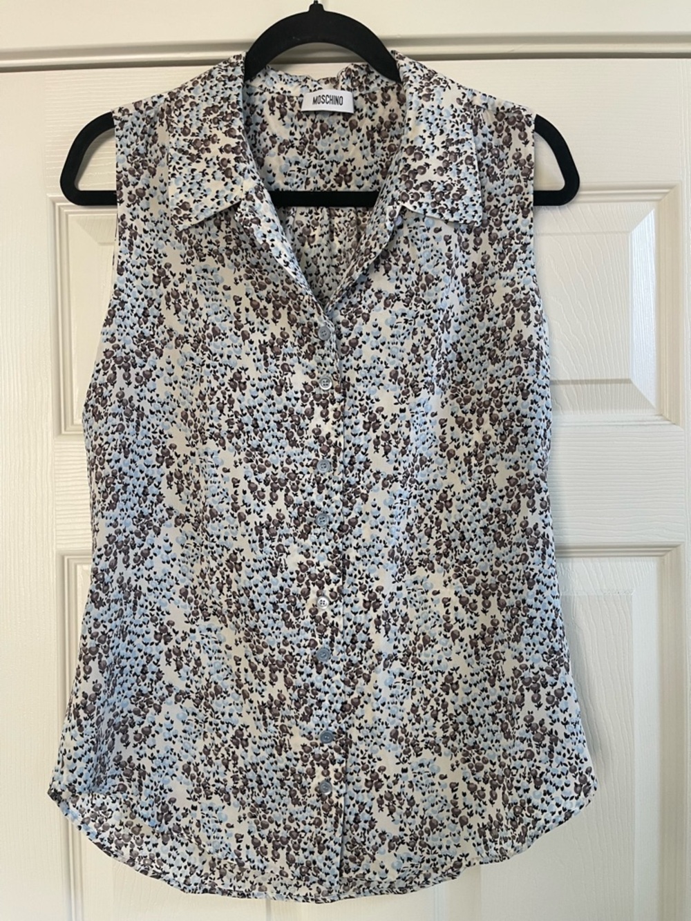 Women’s Moschino Silk Button Down Sleeveless Blouse Size 6